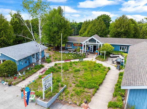 10331 WATER Street, SISTER BAY, WI 54234