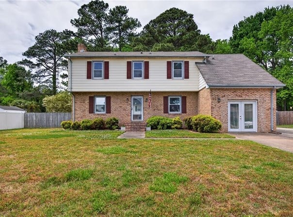 2904 Sir Walter Crescent, Chesapeake, VA 23321