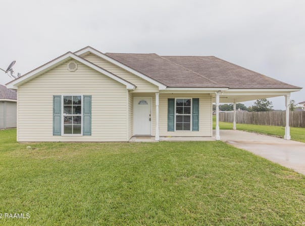 1029 Gary Drive, Breaux Bridge, LA 70517