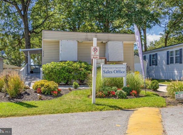63 PEPPERMINT Lane, MIDDLE RIVER, MD 21220
