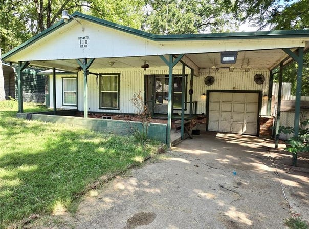 110 Red Bud Road, Gun Barrel City, TX 75156