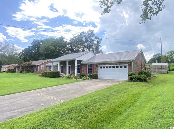 39 Gibbs Store Road, Murray, KY 42071