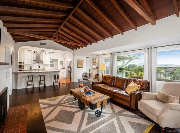 8535 Hillcrest Ave, La Mesa, CA 91941