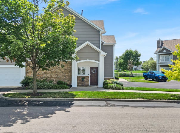 1361 Sierra Springs, Carmel, IN 46280
