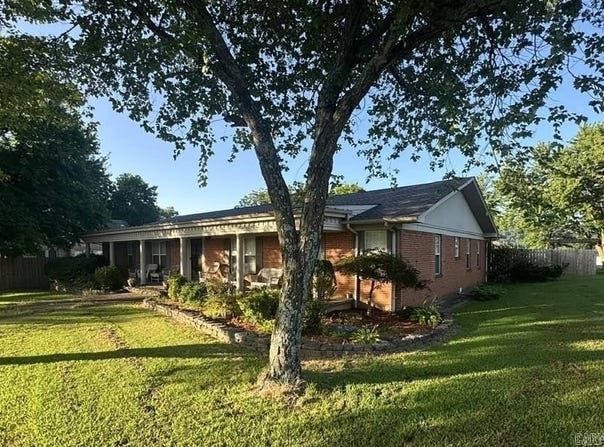 211/215 Service Street, Mountain View, AR 72560