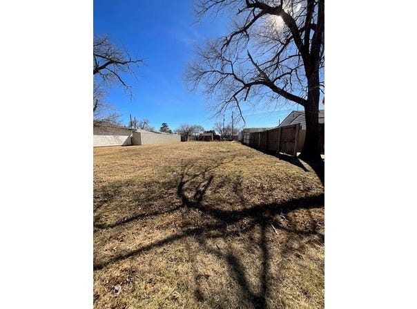 1104 E Quinn, Lubbock, TX 79403