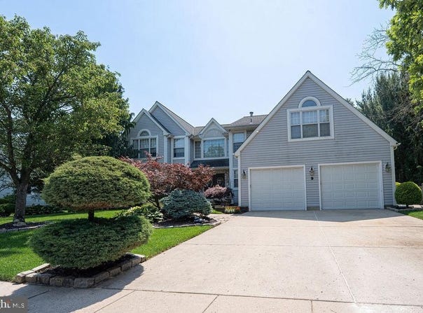 9 TANSGATE BOULEVARD, BERLIN, NJ 08009