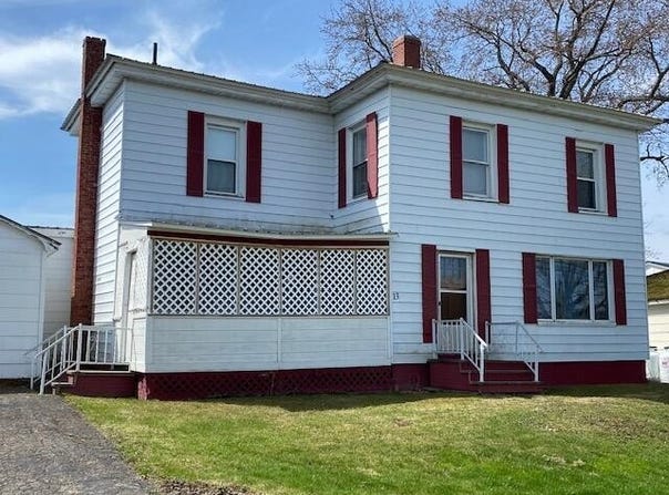 13 Wilder Street, Washburn, ME 04786