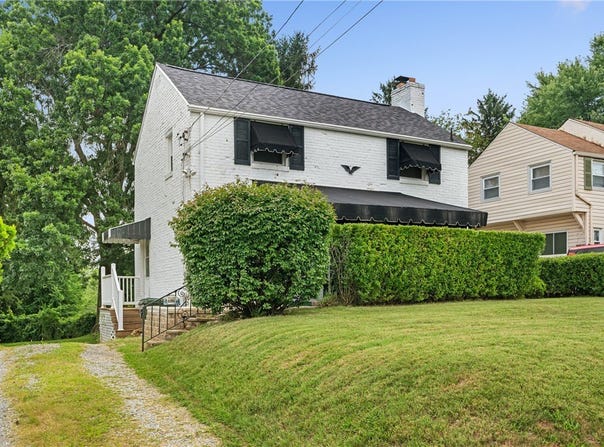 5518 Baptist Rd, Whitehall, PA 15236