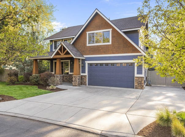 60964 Creekstone Loop, Bend, OR 97702