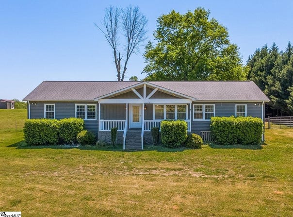 501 Bushy Creek Road, Woodruff, SC 29388
