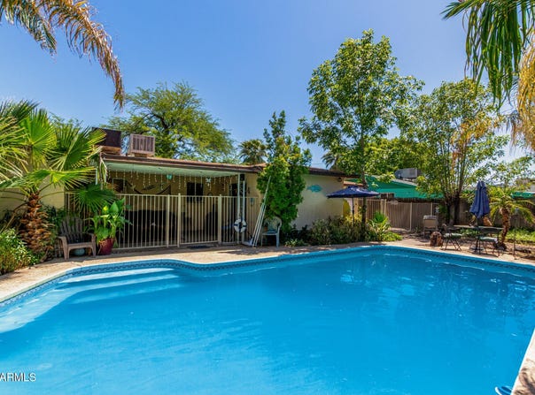 3730 W TUCKEY Lane, Phoenix, AZ 85019