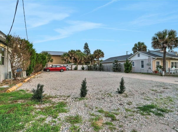 111 S 12TH STREET, FLAGLER BEACH, FL 32136