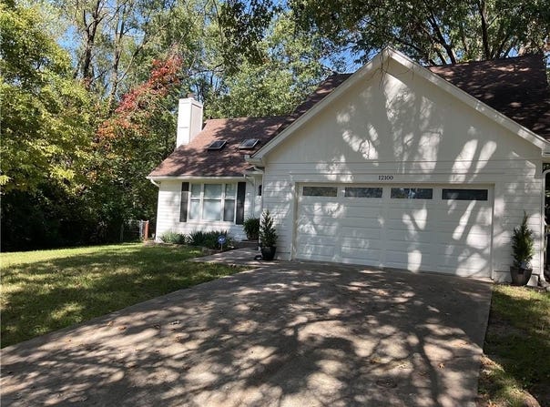 12100 59 Street, Kansas City, MO 64133