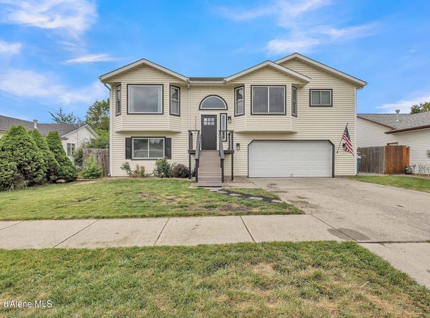 11239 N CRUSADER ST, Hayden, ID 83835
