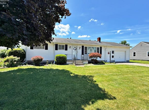 165 Third Ave, Tiffin, OH 44883