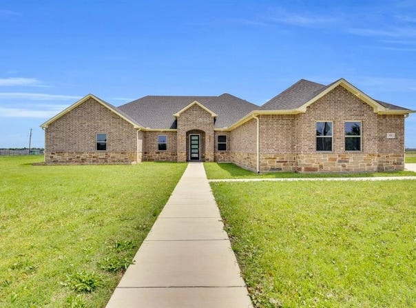 350 Farrar Road, Waxahachie, TX 75165