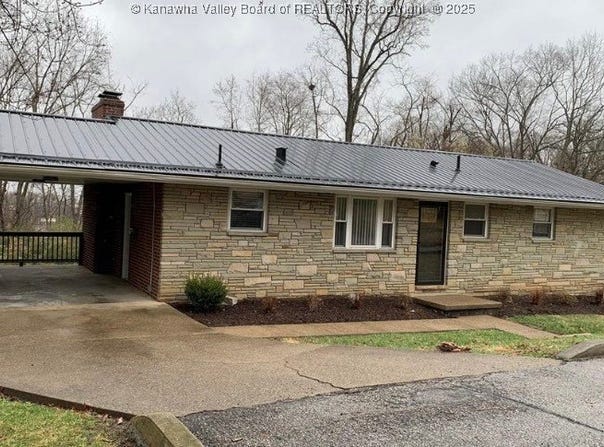 1209 Shady Way, South Charleston, WV 25309