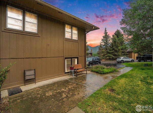 1111 Fairway Club Cir, Estes Park, CO 80517