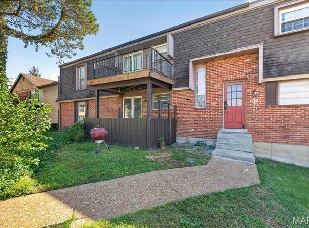 6683 Parker Road, Florissant, MO 63033