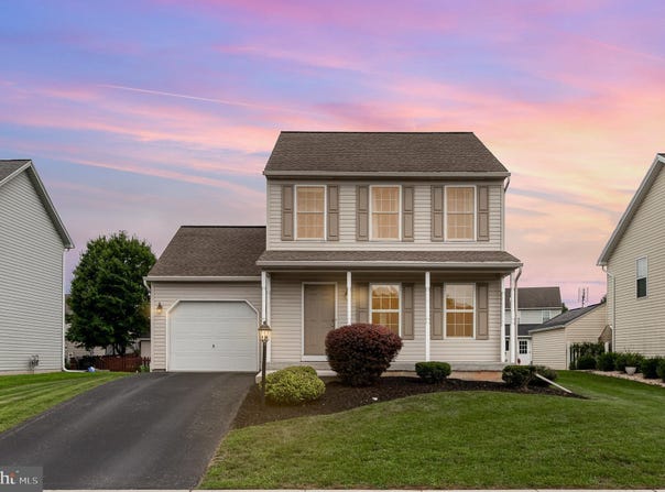 13 PRINCETON DRIVE, CARLISLE, PA 17013