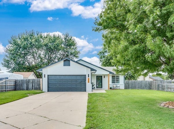 225 W Hazel Ct, Wichita, KS 67217