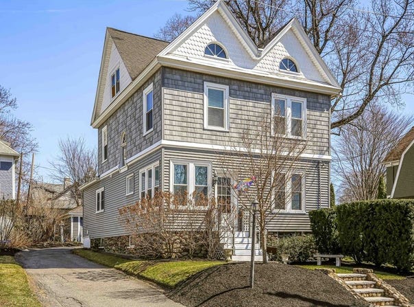 1 Ashmore Road, Worcester, MA 01602