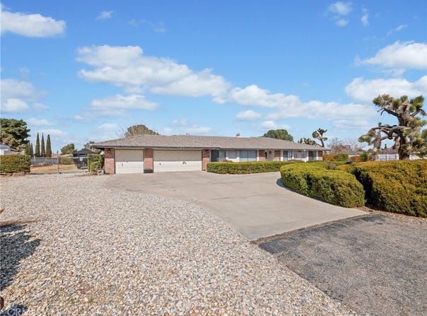 20312 Eyota Road, Apple Valley, CA 92308