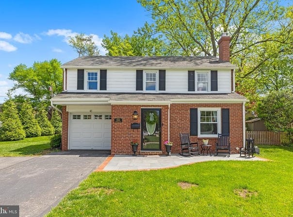 106 DEBARAN LANE, BRYN MAWR, PA 19010