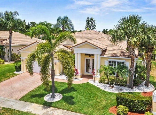 620 SW Long Key Court, Port Saint Lucie, FL 34986