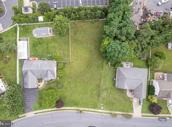 2812 SARATOGA DRIVE, WINCHESTER, VA 22601