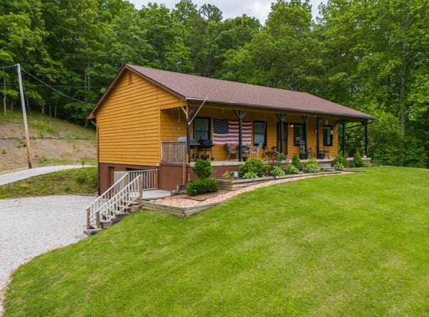 202 Old Garrard Road, Berea, KY 40403