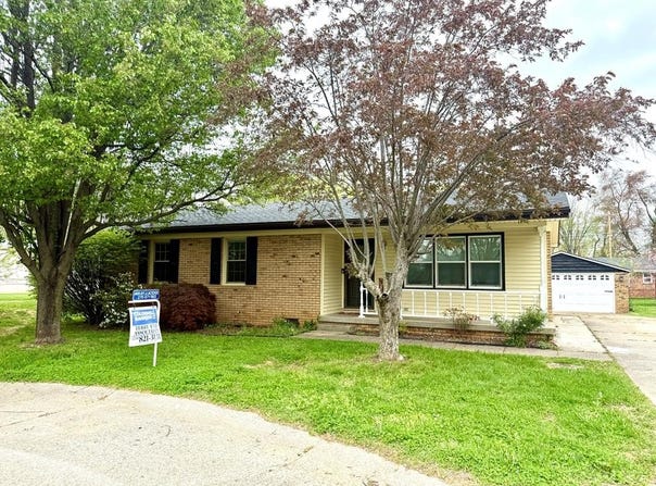 1515  Smith Ct., Henderson, KY 42420