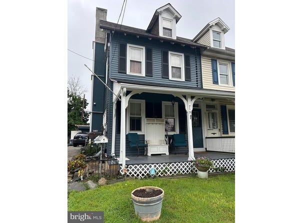719 MILLER STREET, BRYN MAWR, PA 19010