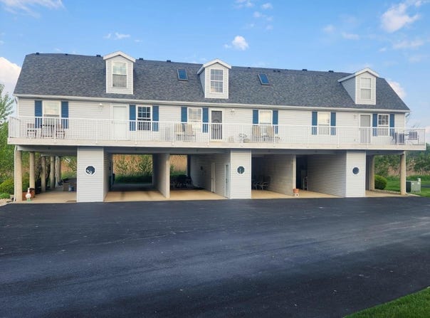 49 N Schooner Point Drive, Port Clinton, OH 43452