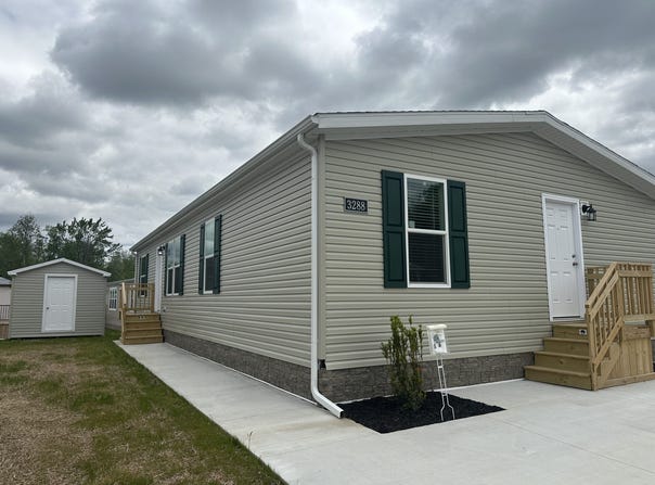 3288 Strauss Court, Jackson, MI 49201