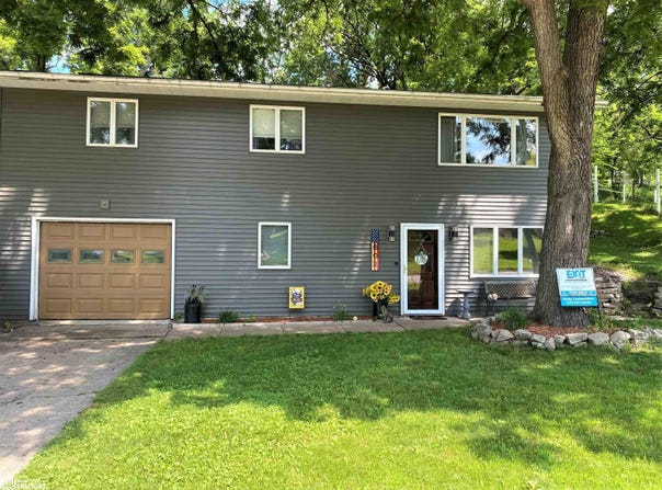 602 N Hall Street, Algona, IA 50511