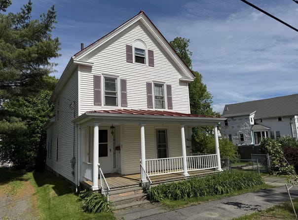 21 Fern Street, Bangor, ME 04401