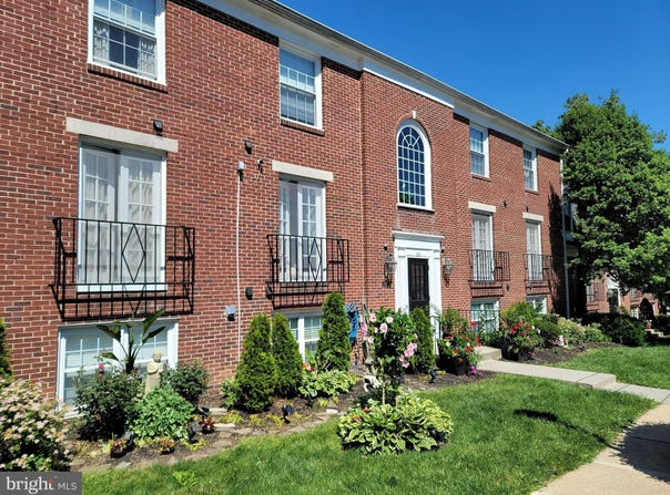 367 HOMELAND SOUTHWAY, BALTIMORE, MD 21212