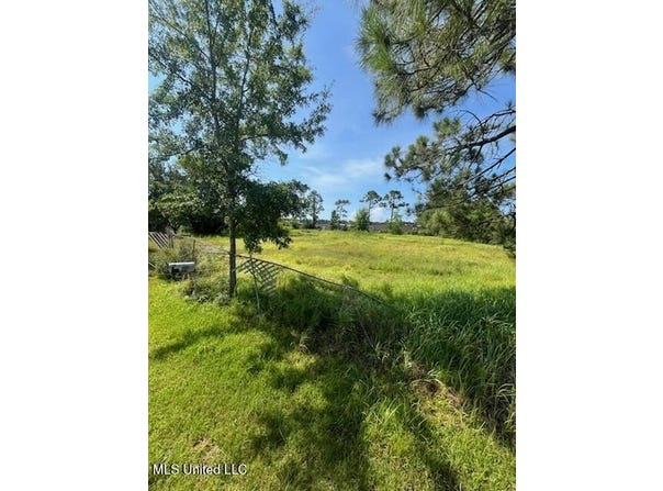 3420 Groveland Road, Ocean Springs, MS 39564