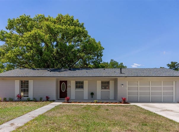 2402 GREENWOOD STREET, DELTONA, FL 32738