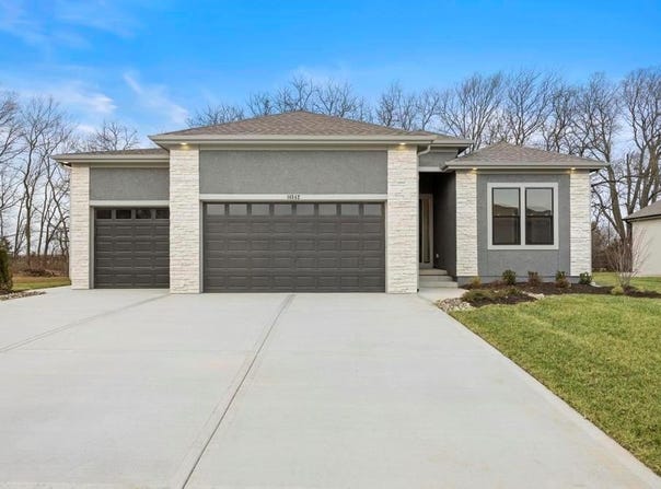 4825 NW Martin Street, Riverside, MO 64150