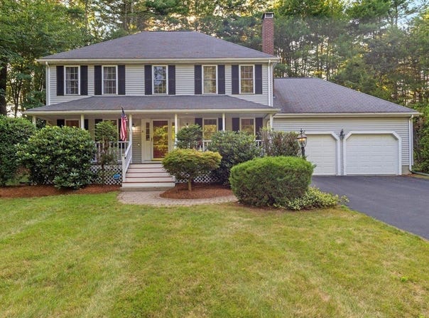 4 Tobacco Rd, Franklin, MA 02038