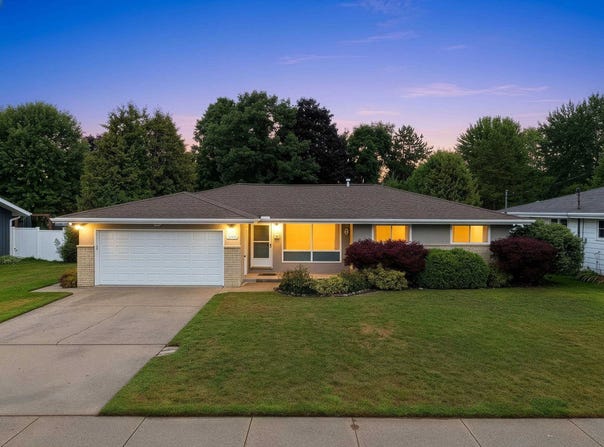 2336 44TH Street, TWO RIVERS, WI 54241