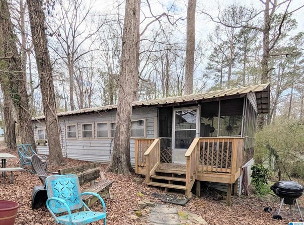 613 SMITH CAMP LOOP, ADGER, AL 35006