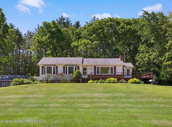 94 Chestnut Hill Road, Woodstock, NY 12498