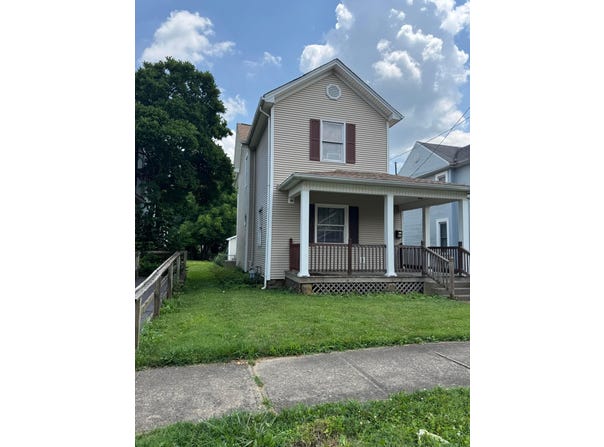 816 Forest Rose Avenue, Lancaster, OH 43130