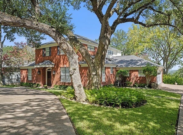 208 Rolling Hill Drive, La Grange, TX 78945
