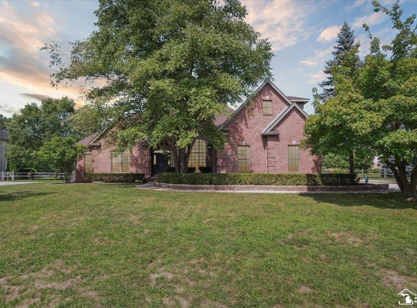385 Golfview, Monroe, MI 48162