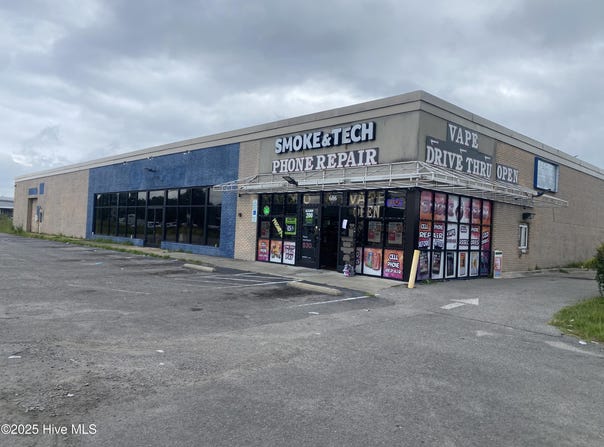 600 Washington Street, Williamston, NC 27892